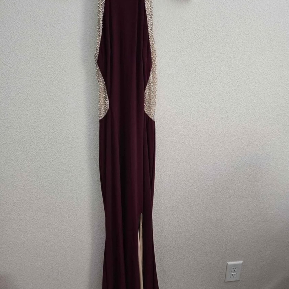 XSCAPE Gown 2 Burgundy Illusion Cutaway High Neck - Picture 8 of 8